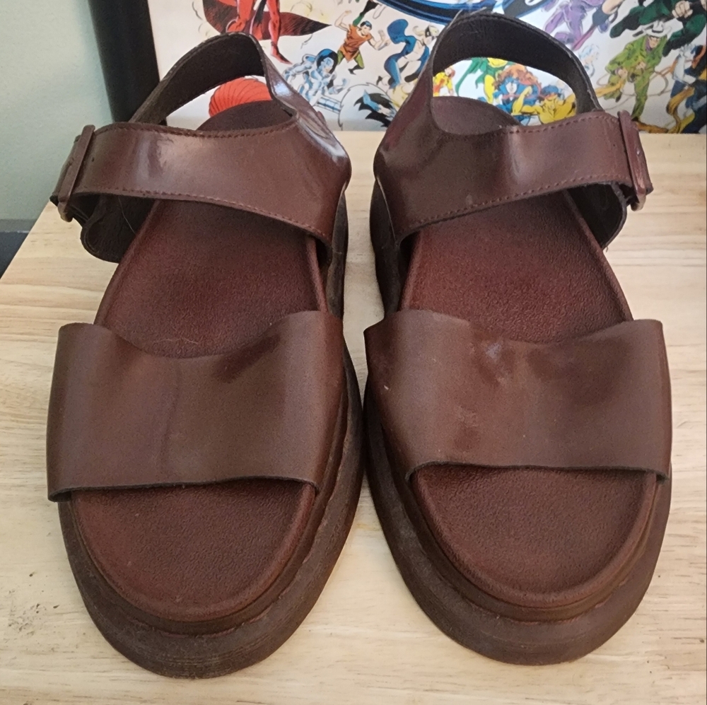 Dr. Marten Sandals